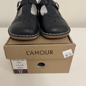 L'AMOUR Girls Joy Navy T-Strap Leather Shoes Size 12 EEUC